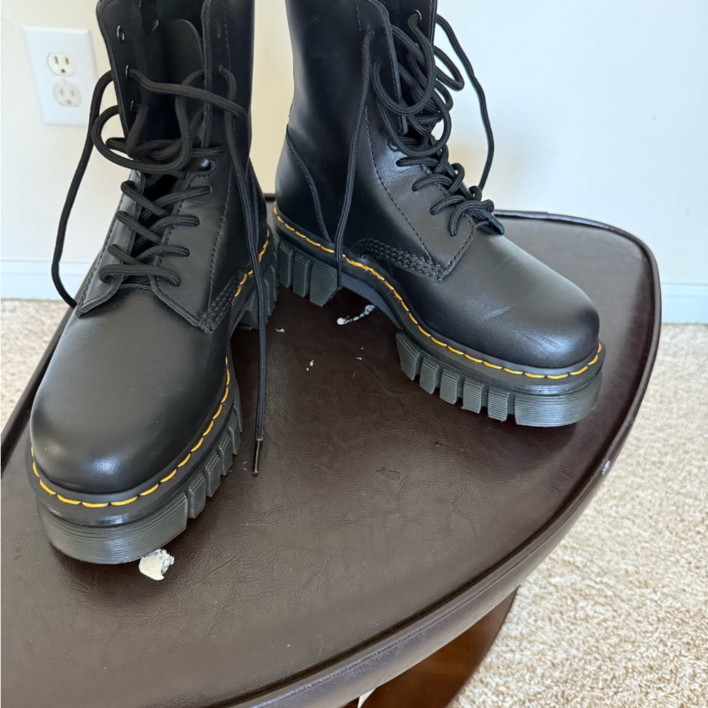 Dr. Martens Audrick Platform Boot Women’s size 7